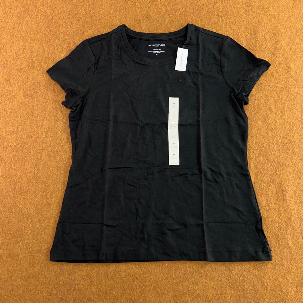 Banana Republic Womens Size Medium Black Timeless Crew Short-Sleeve Tee NWT